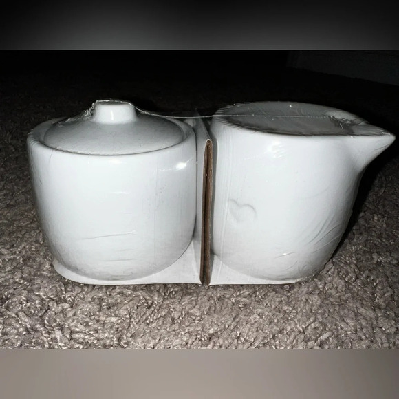 NWT Ceramic Cream and Sugar Set - Picture 1 of 5